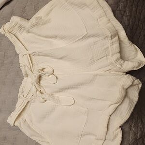 AERIE CAMP GAUZE SHORTS SIZE LARGE